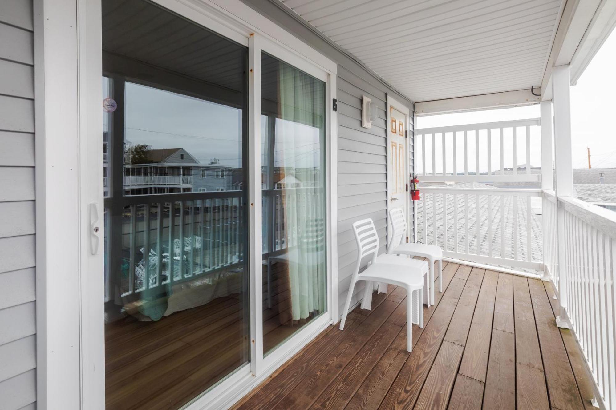 Marguerite Motel Hampton Bagian luar foto