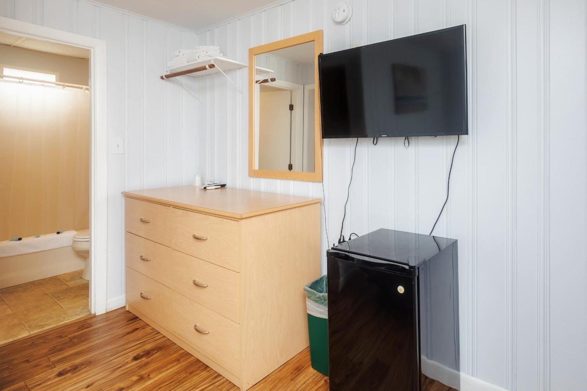 Marguerite Motel Hampton Bagian luar foto