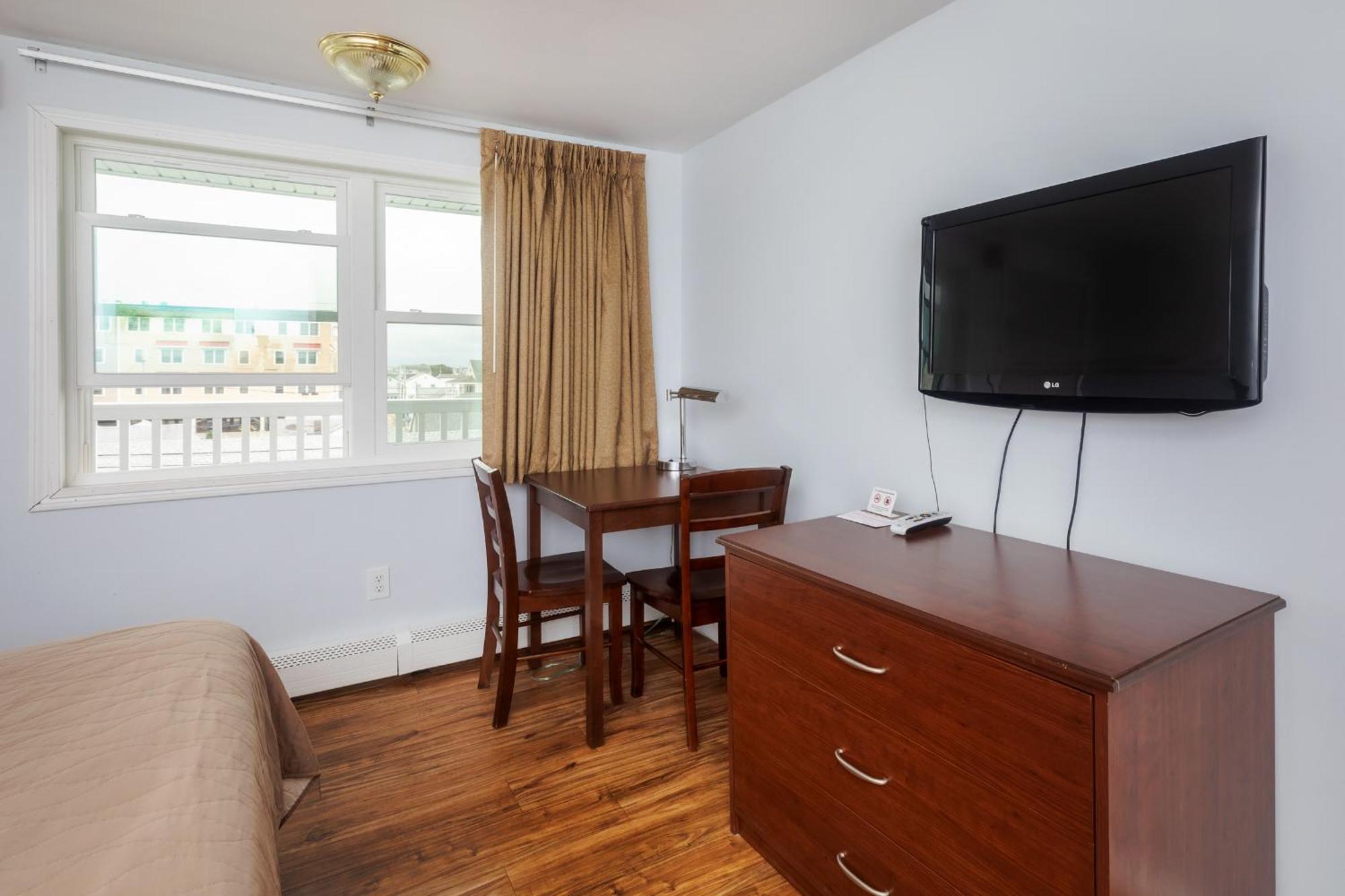Marguerite Motel Hampton Bagian luar foto