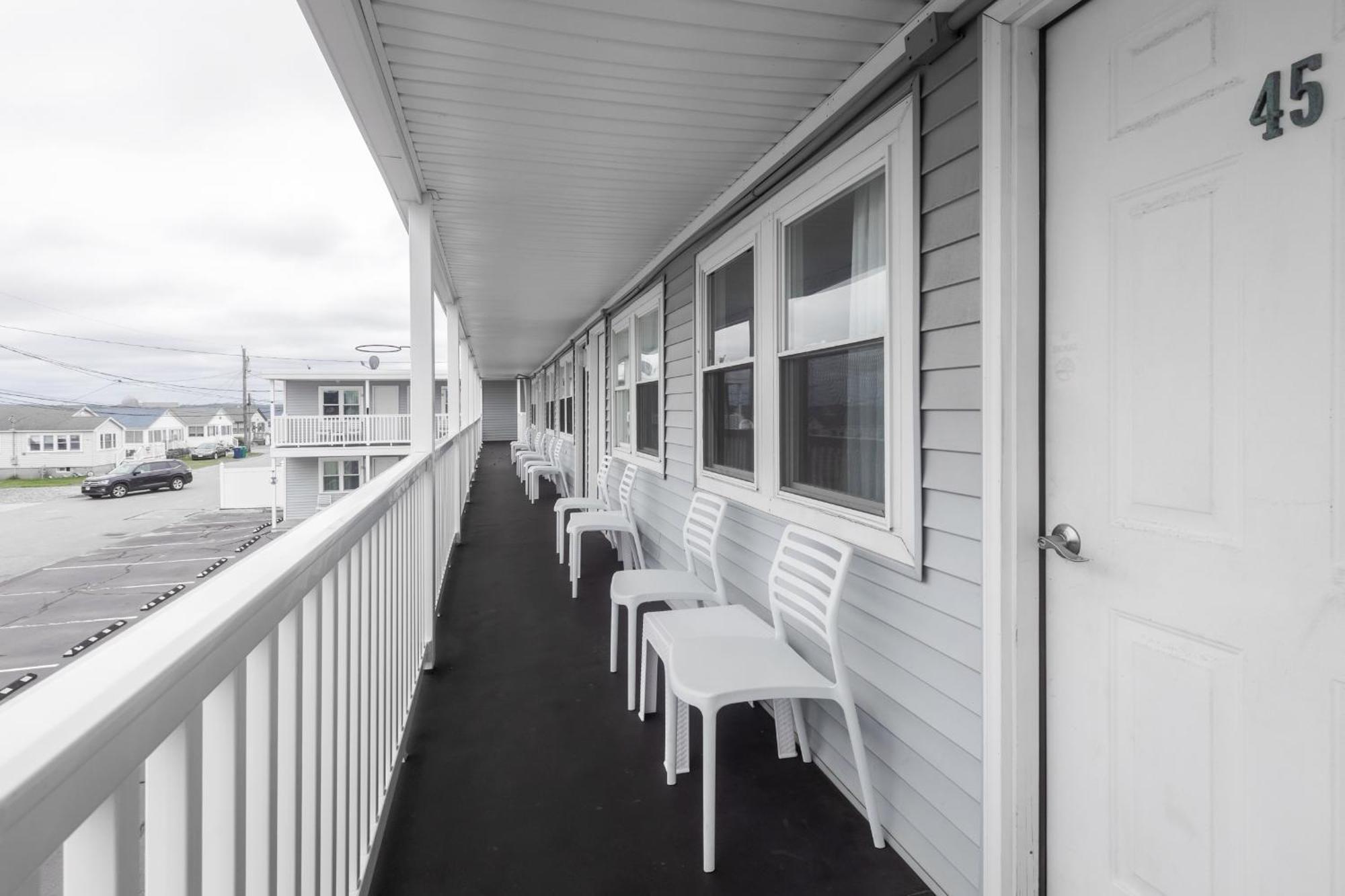 Marguerite Motel Hampton Bagian luar foto