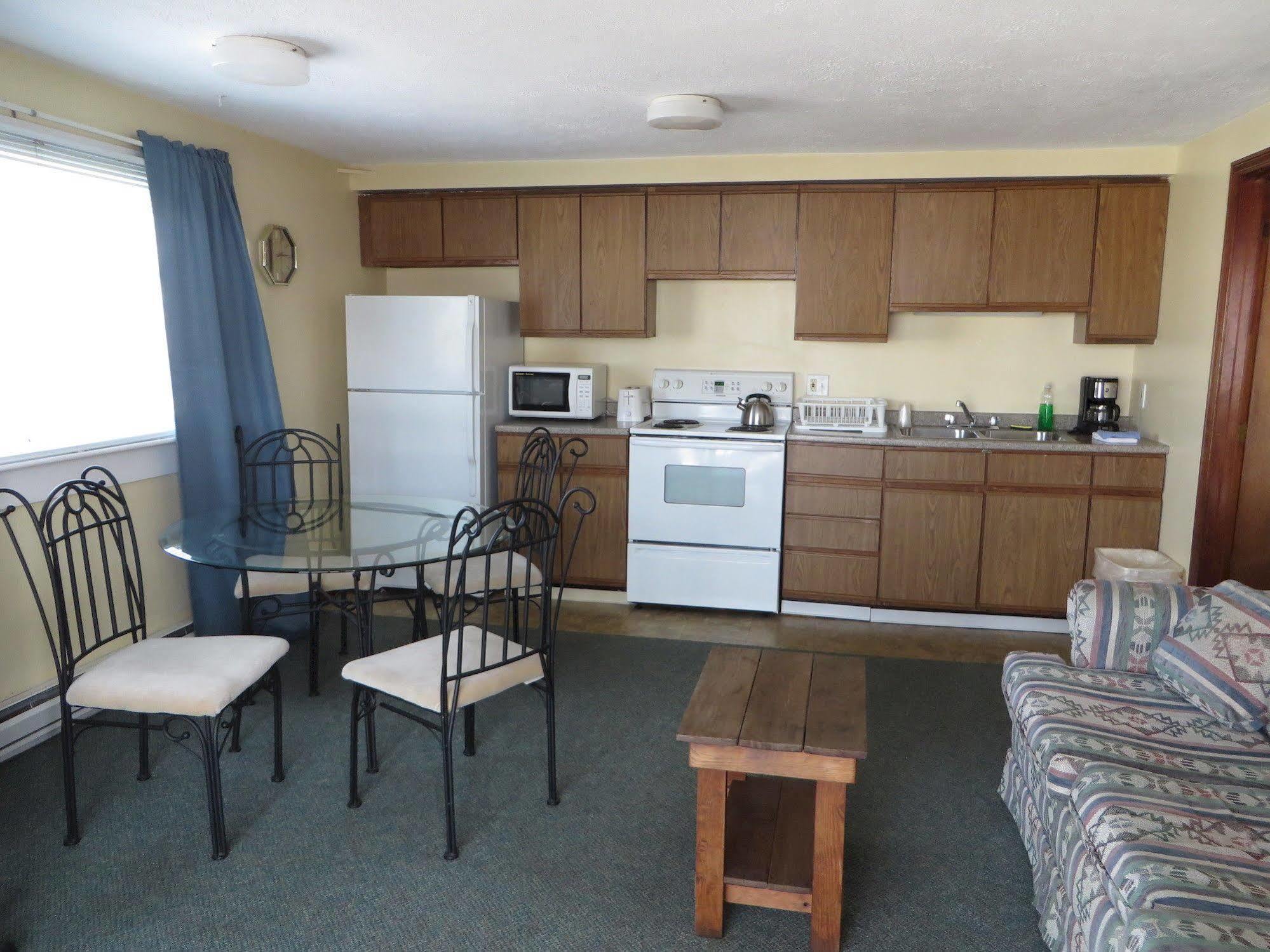 Marguerite Motel Hampton Bagian luar foto