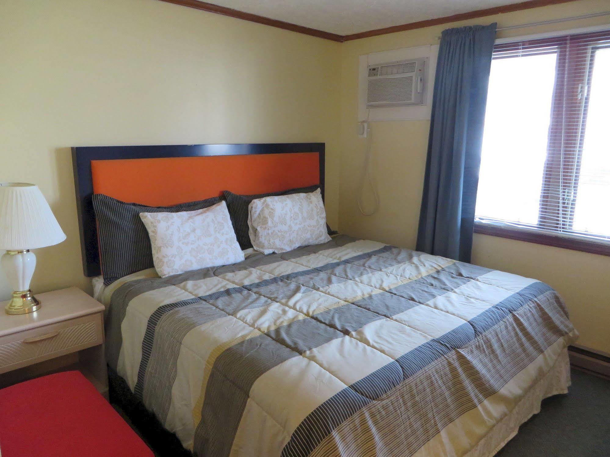 Marguerite Motel Hampton Bagian luar foto